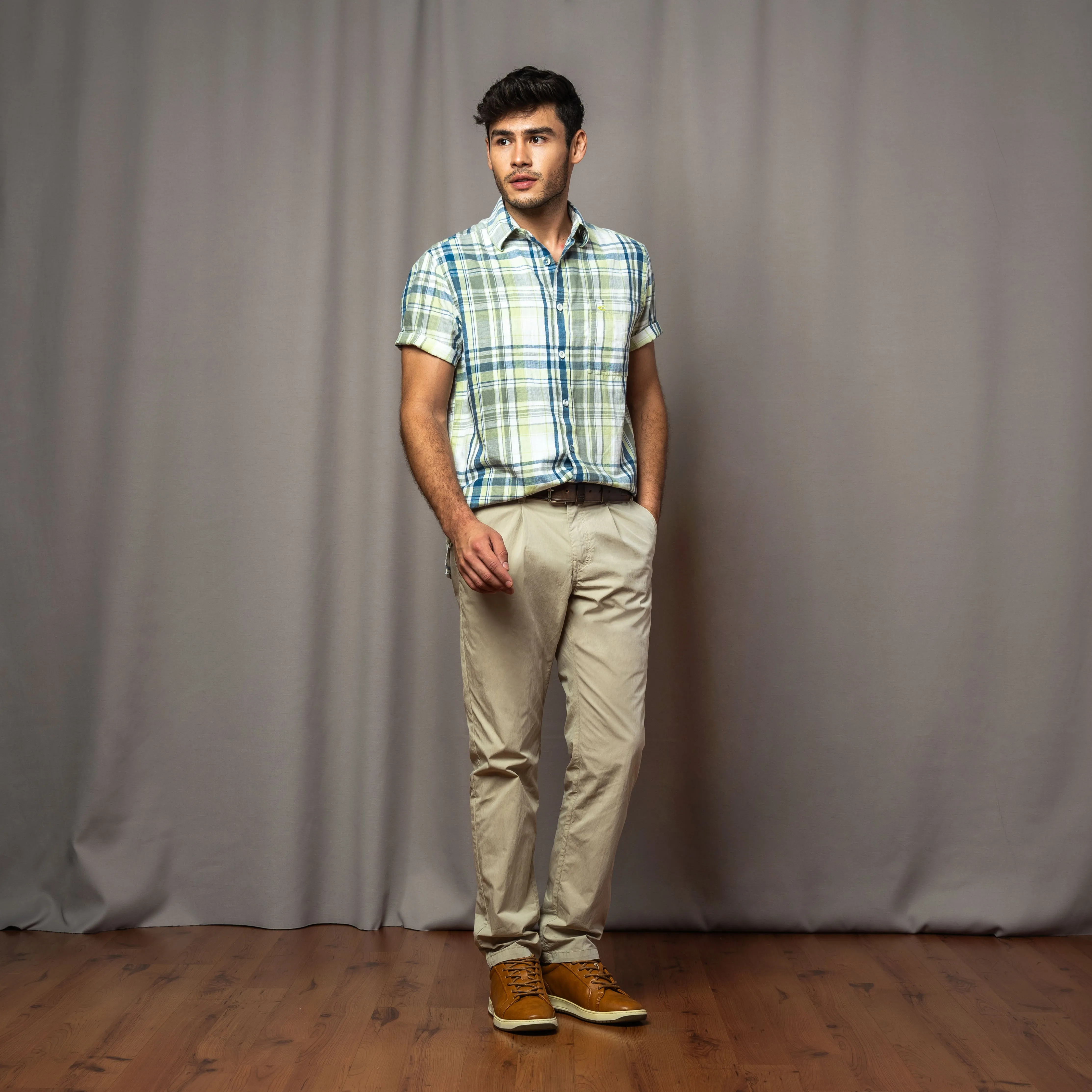 camel active Men Chino Trousers in Regular Fit with Elasticated Waistband in Antique White Cotton Poly 305-AW24H0913