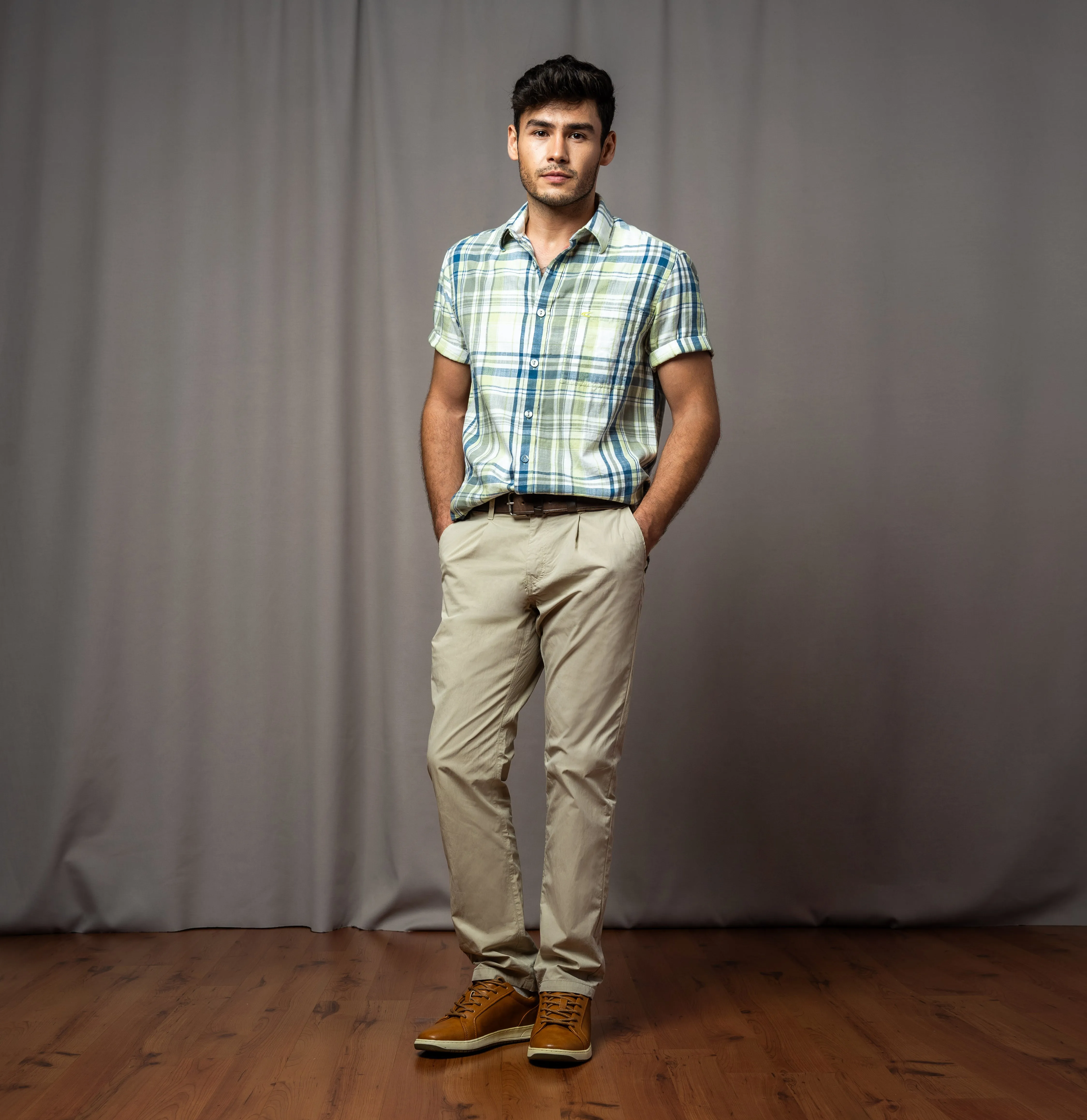 camel active Men Chino Trousers in Regular Fit with Elasticated Waistband in Antique White Cotton Poly 305-AW24H0913