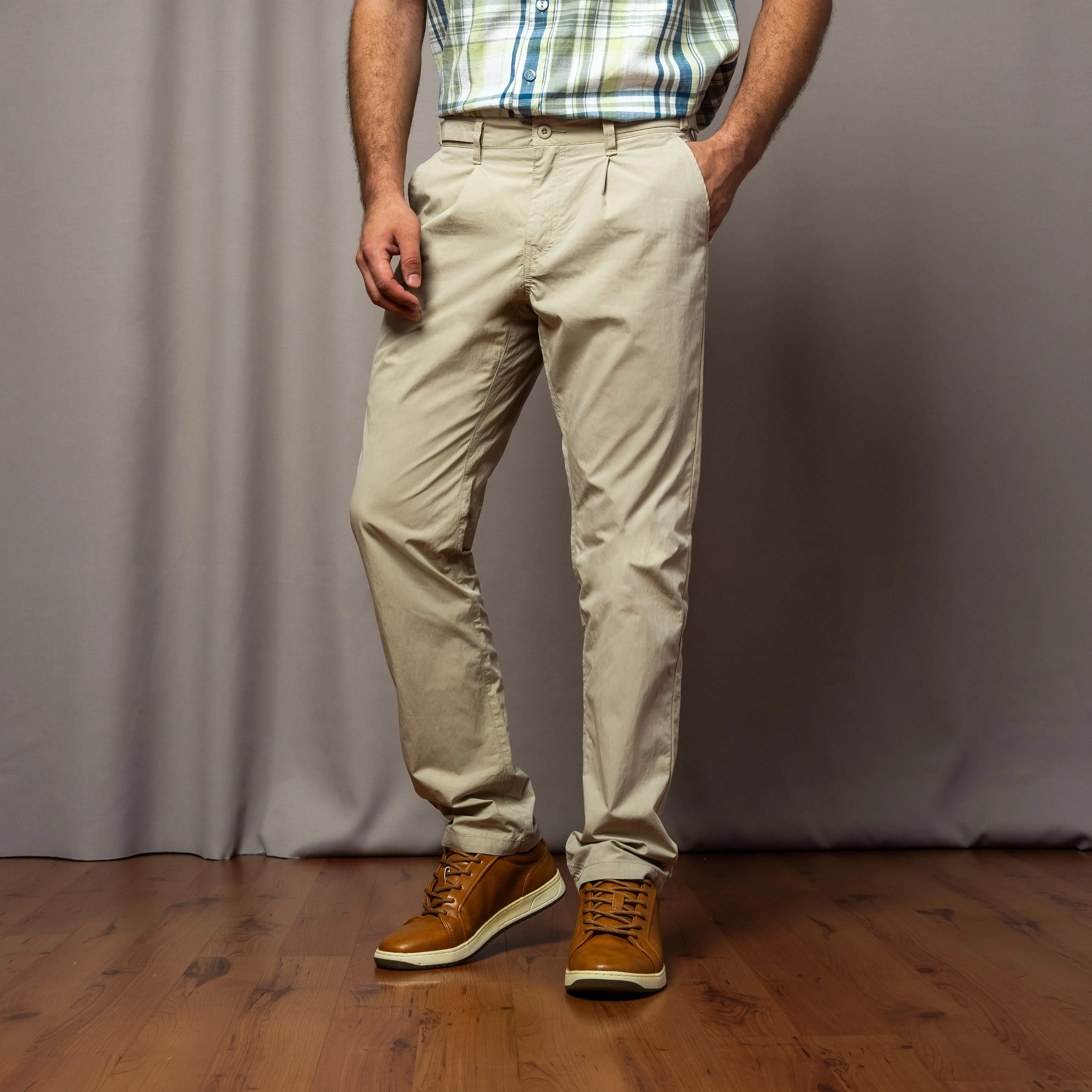 camel active Men Chino Trousers in Regular Fit with Elasticated Waistband in Antique White Cotton Poly 305-AW24H0913