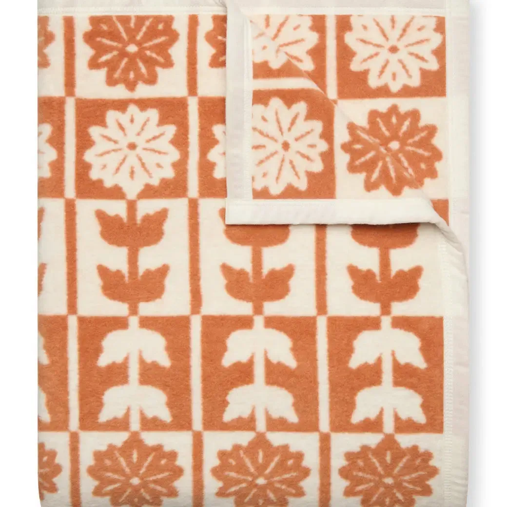 Floral Quilt Rust Blanket