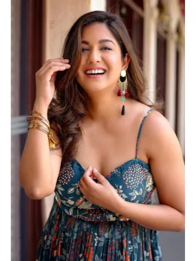 Ishita Dutta in Maxi dress (SS - 097)