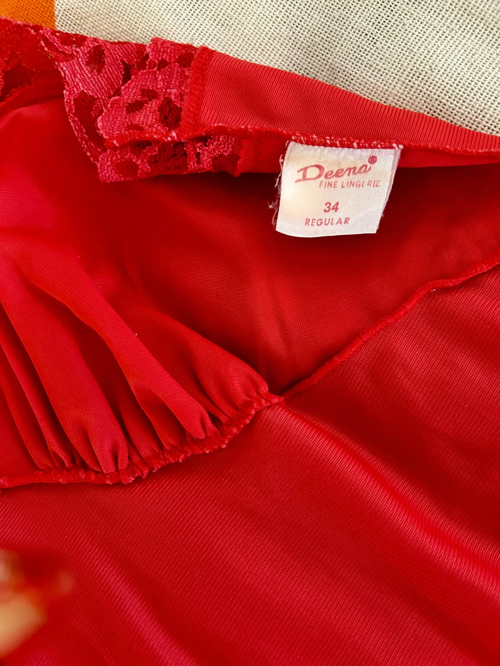 Vintage red hottt sexxxy lace slip