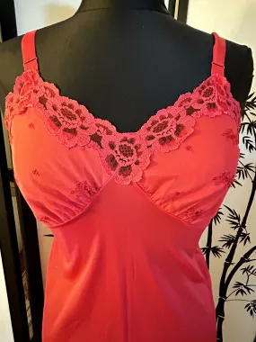 Vintage red hottt sexxxy lace slip